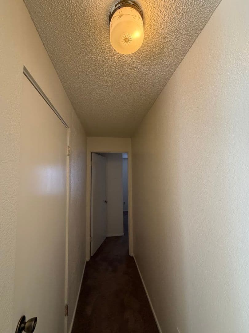 Eureka House: 4333 Walnut Drive