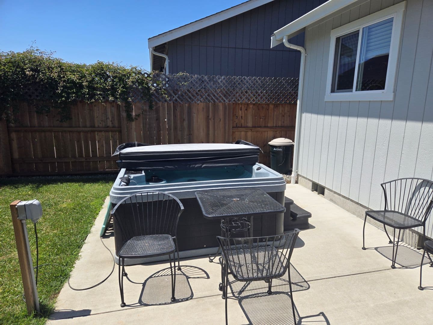 McKinleyville House: 2310 Dogwood