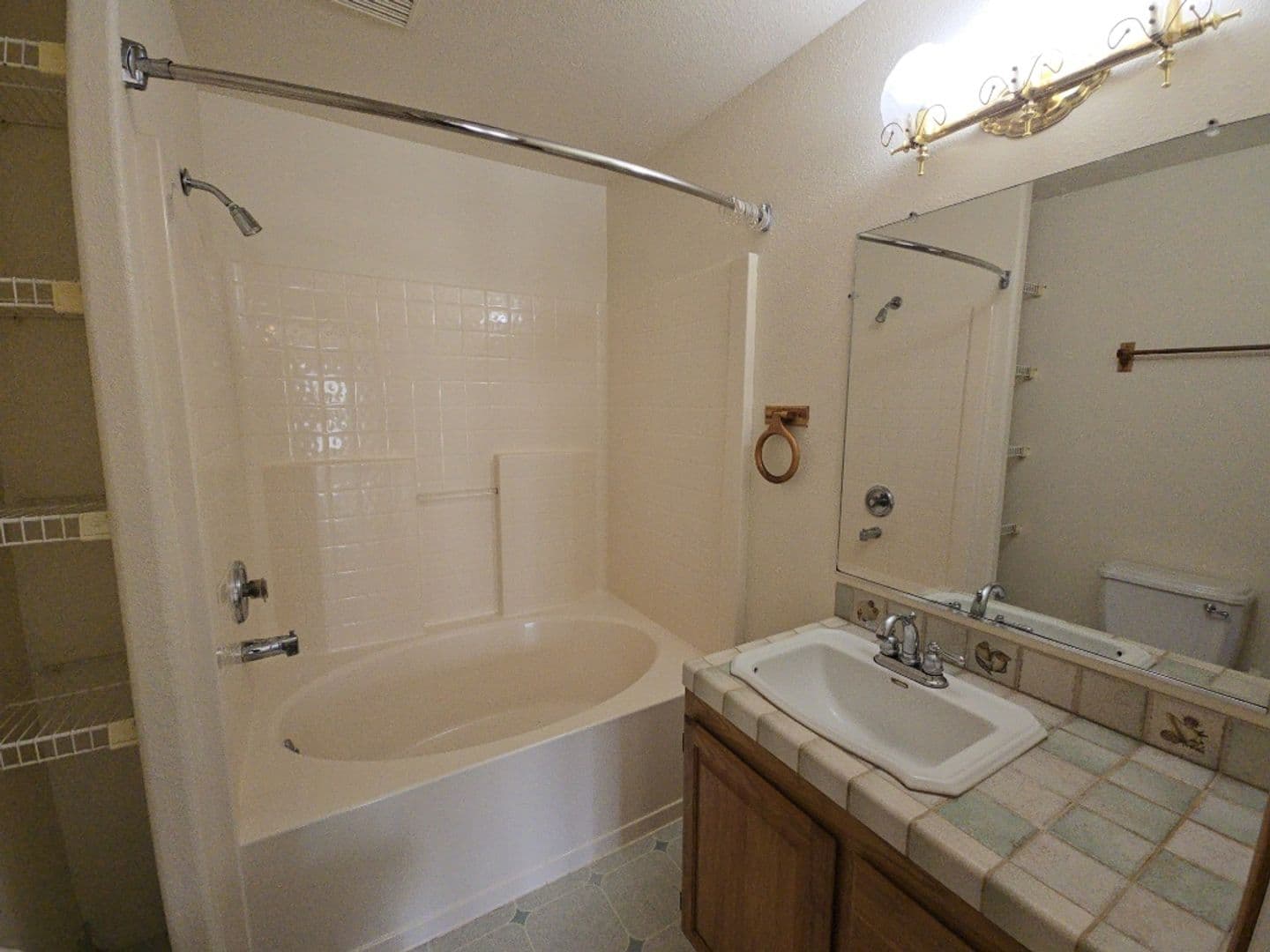Eureka House: 4163 Williams St.