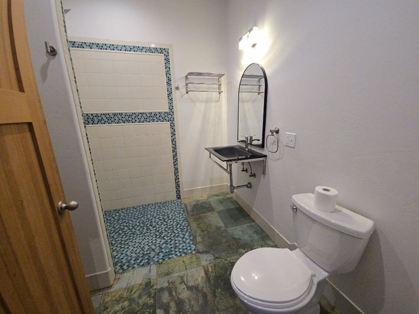 Kneeland House: 5623 Kneeland Rd. [PRM: Andrew]