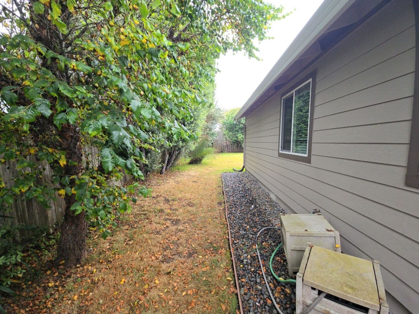 McKinleyville Apartment: 1655 - 1659 Fischer Ave.