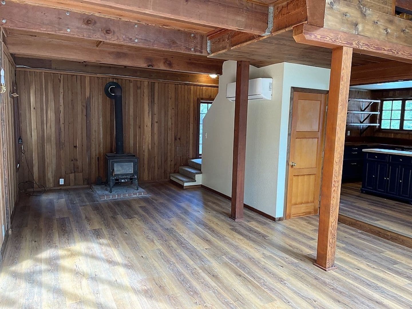 Kneeland Apartment: 4548 & 4576 Greenwood Heights Dr.