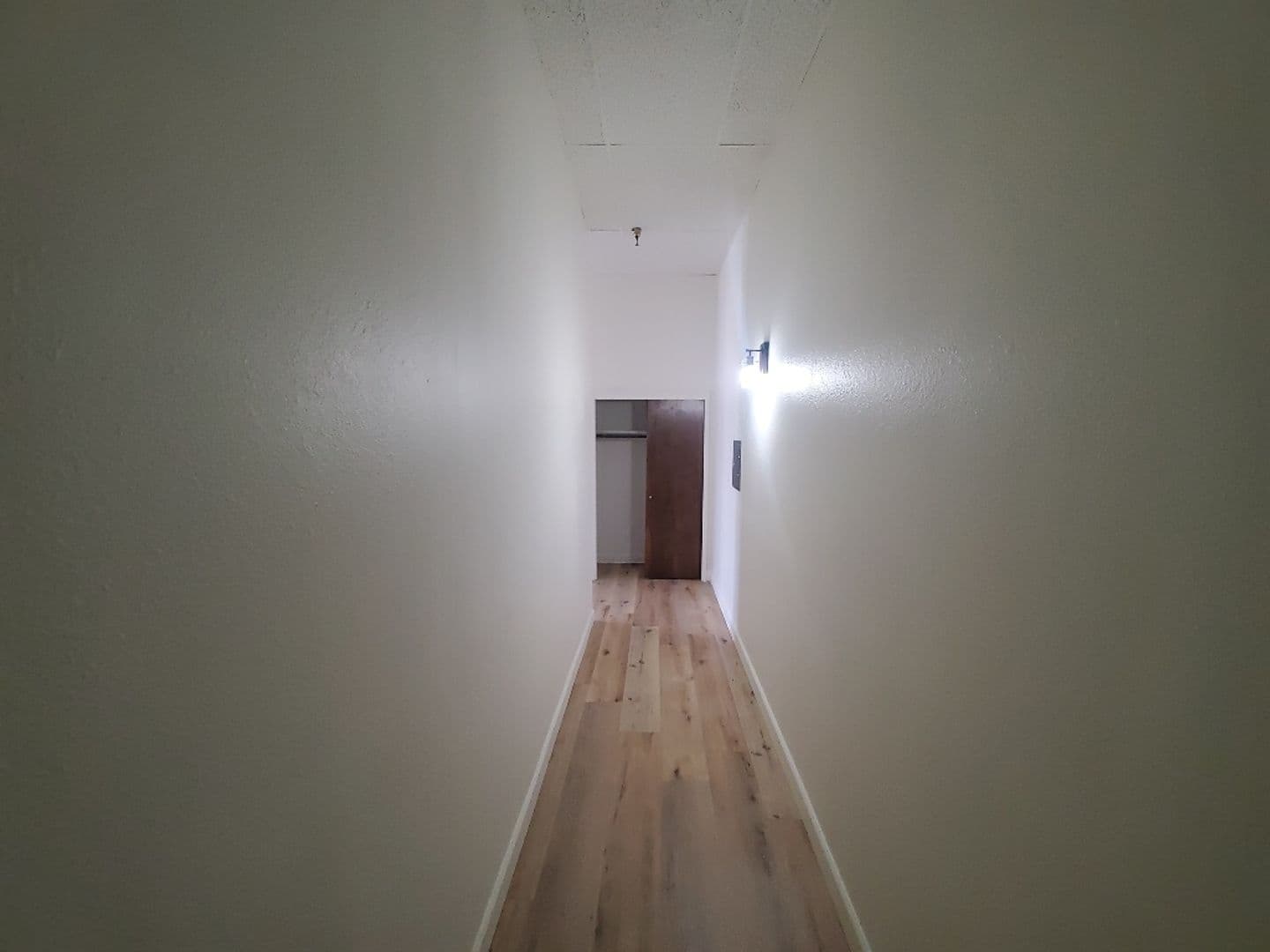 Eureka Apartment: 212 E Street