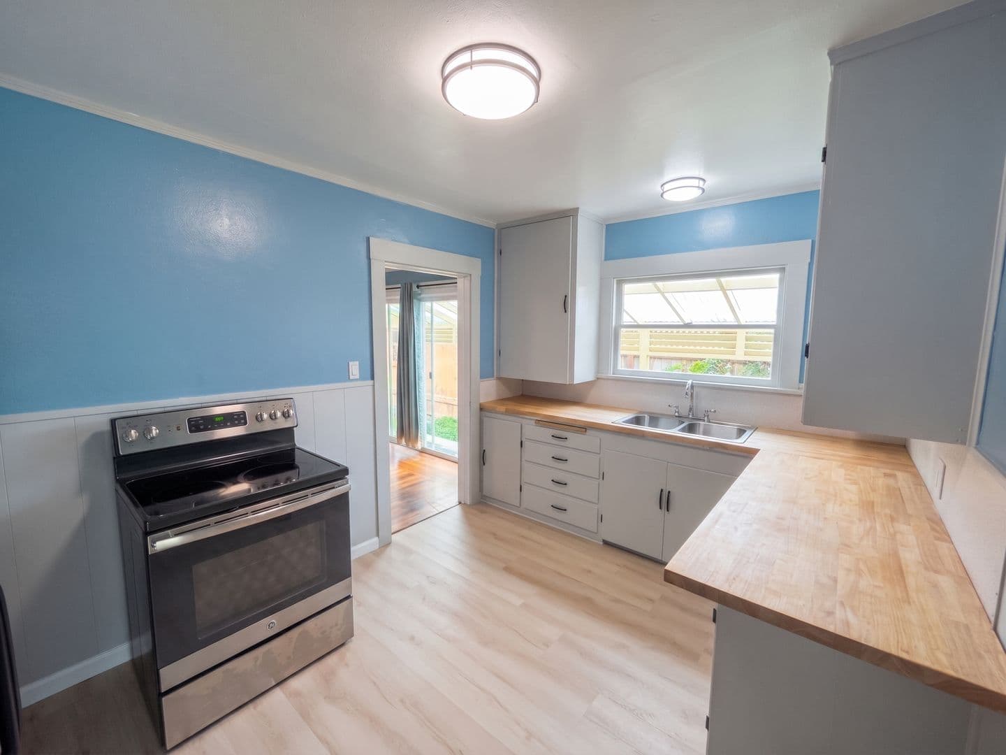 Eureka House: 2726 J Street