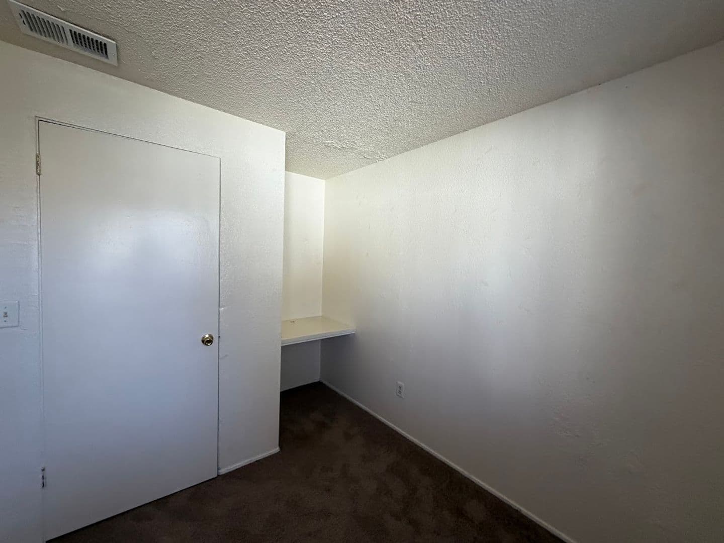 Eureka House: 4333 Walnut Drive
