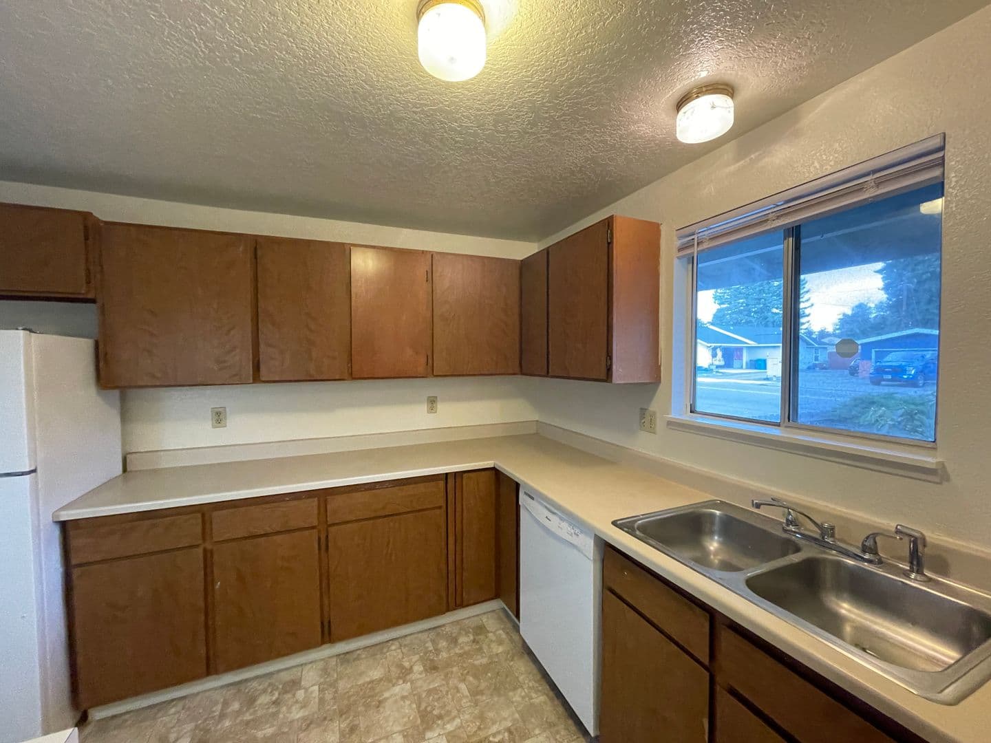 Eureka House: 4333 Walnut Drive