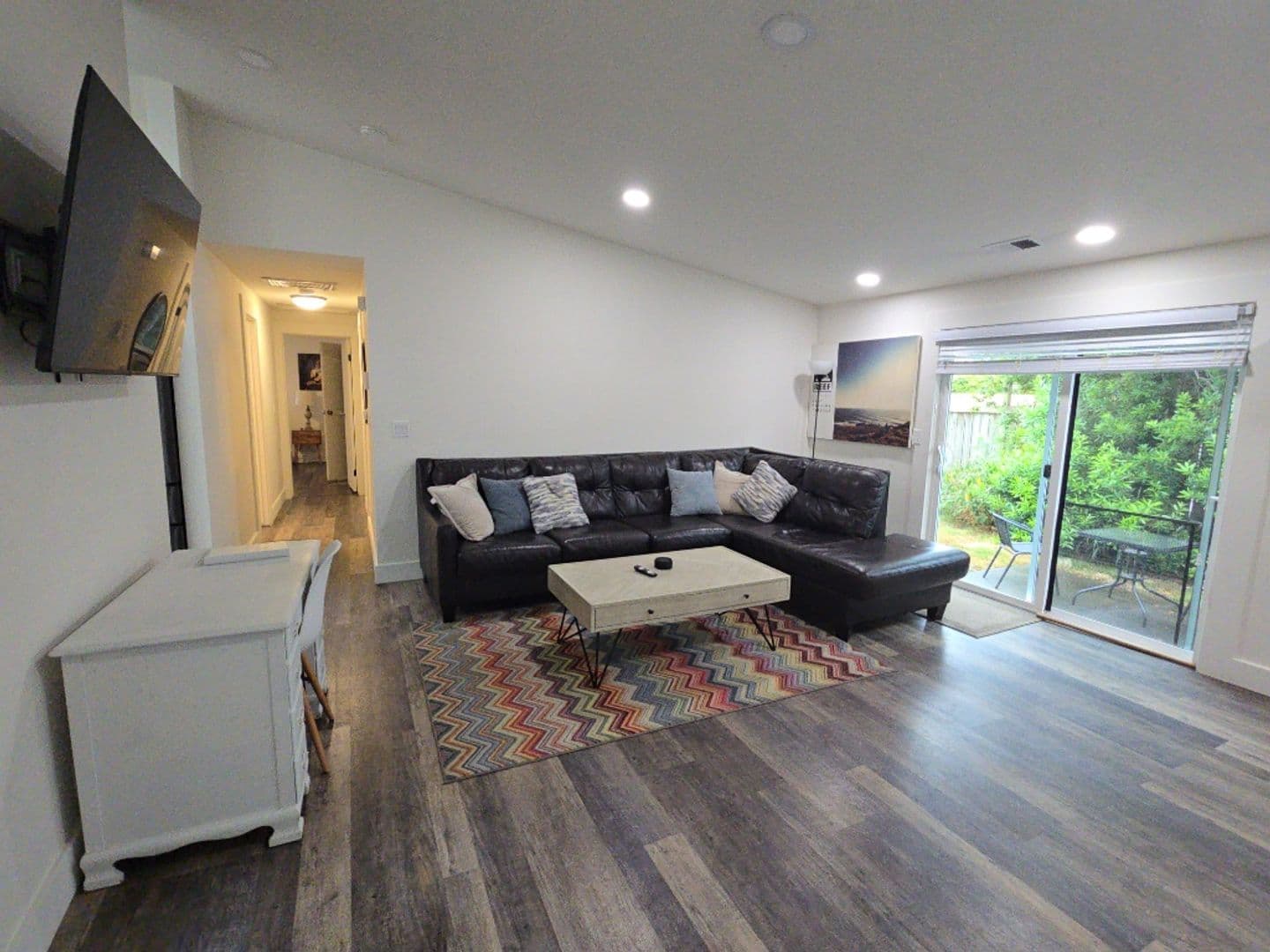 McKinleyville Apartment: 1655 - 1659 Fischer Ave.