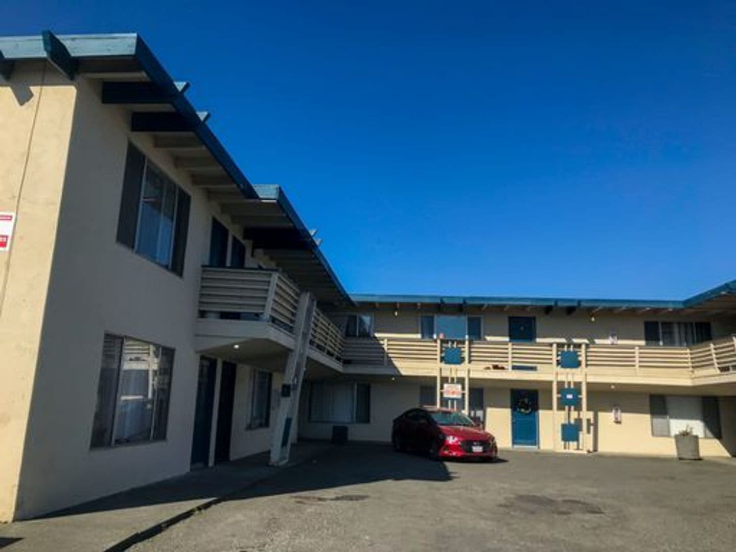 Eureka Apartment: 1335 6th Street