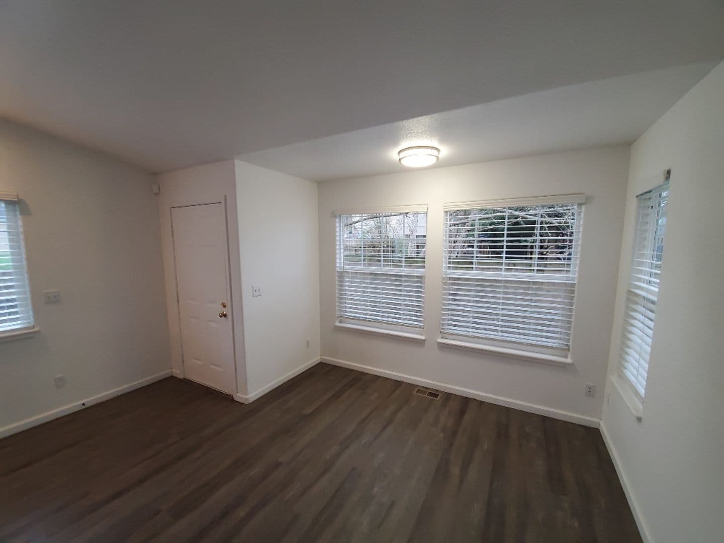 Arcata Apartment: 922 Crescent Way