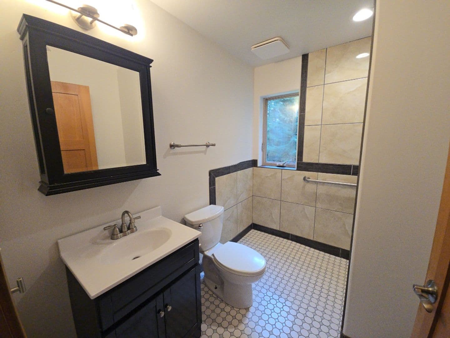 Kneeland House: 5623 Kneeland Rd. [PRM: Andrew]