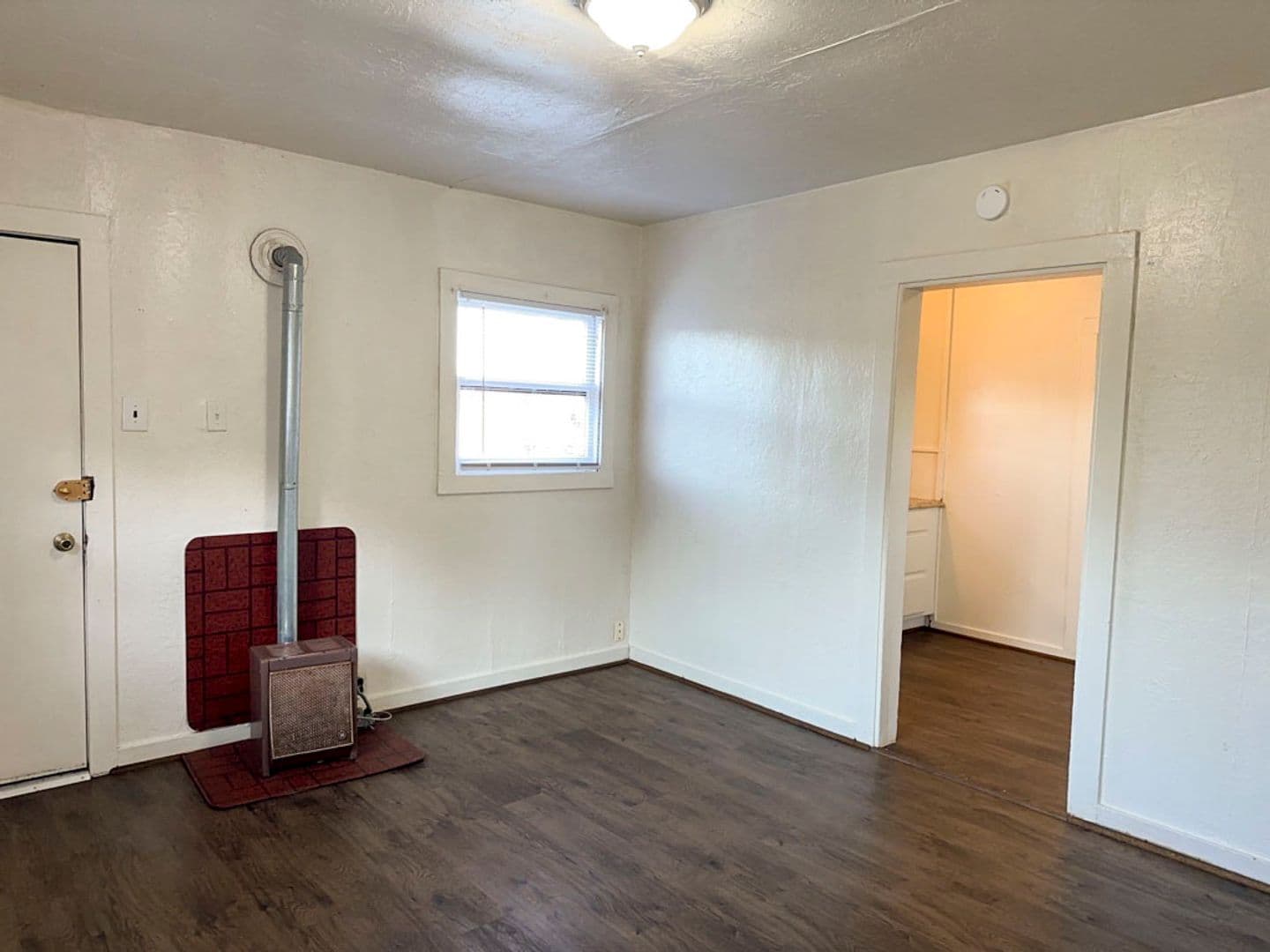 Eureka Apartment: 3315 F Street