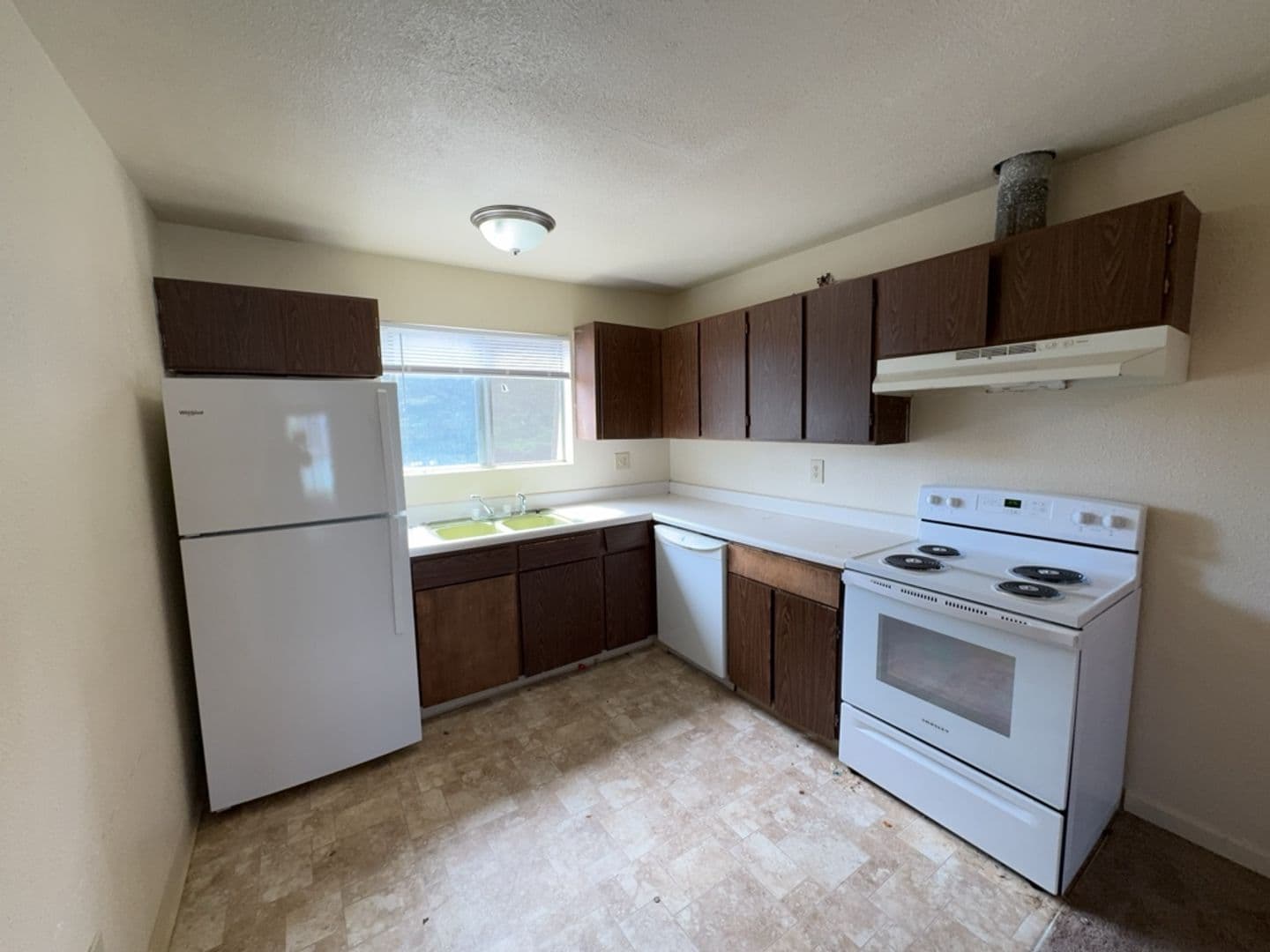 McKinleyville Apartment: 1138 - 1192 Gassaway Road