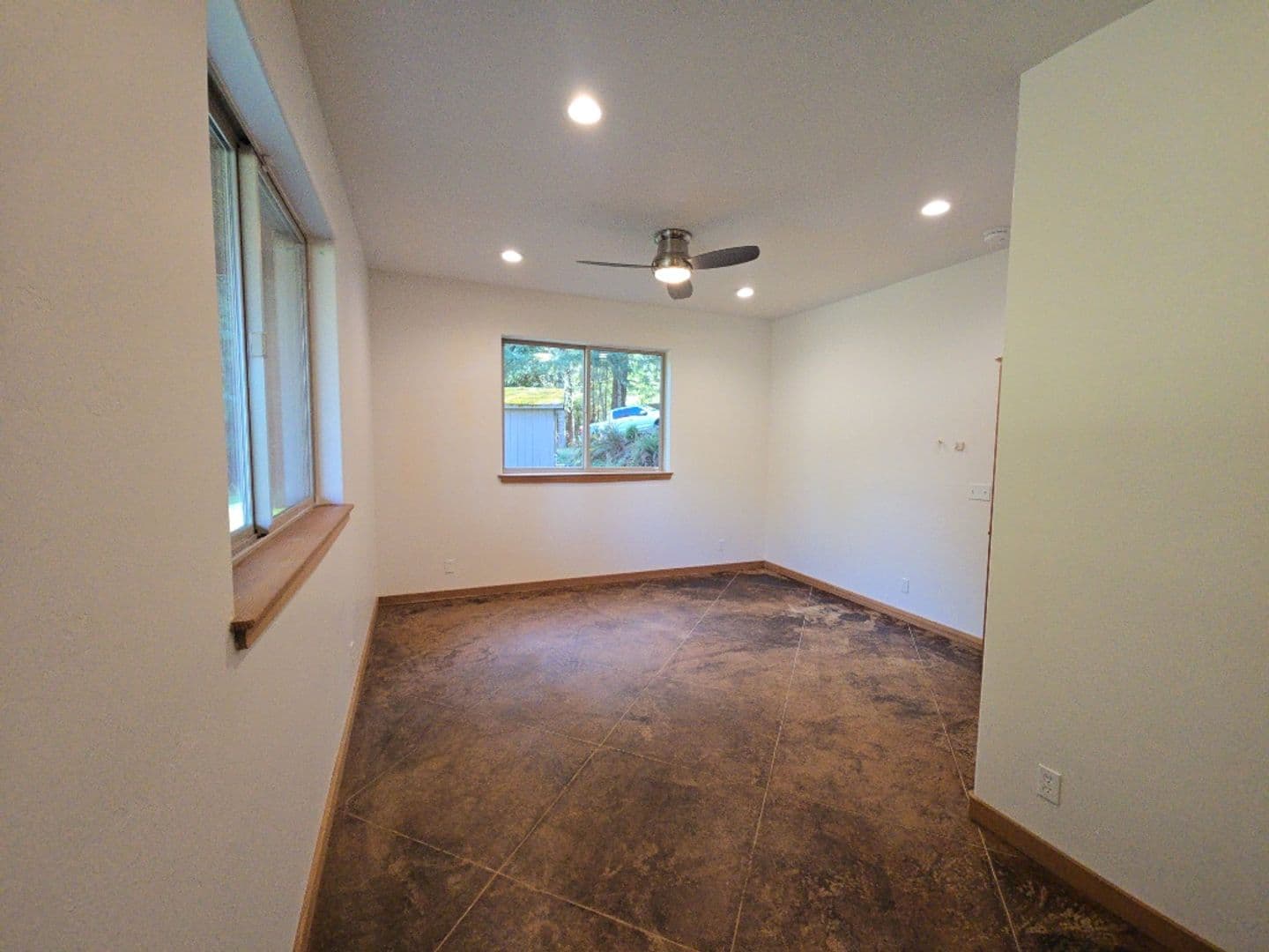 Kneeland House: 5623 Kneeland Rd. [PRM: Andrew]