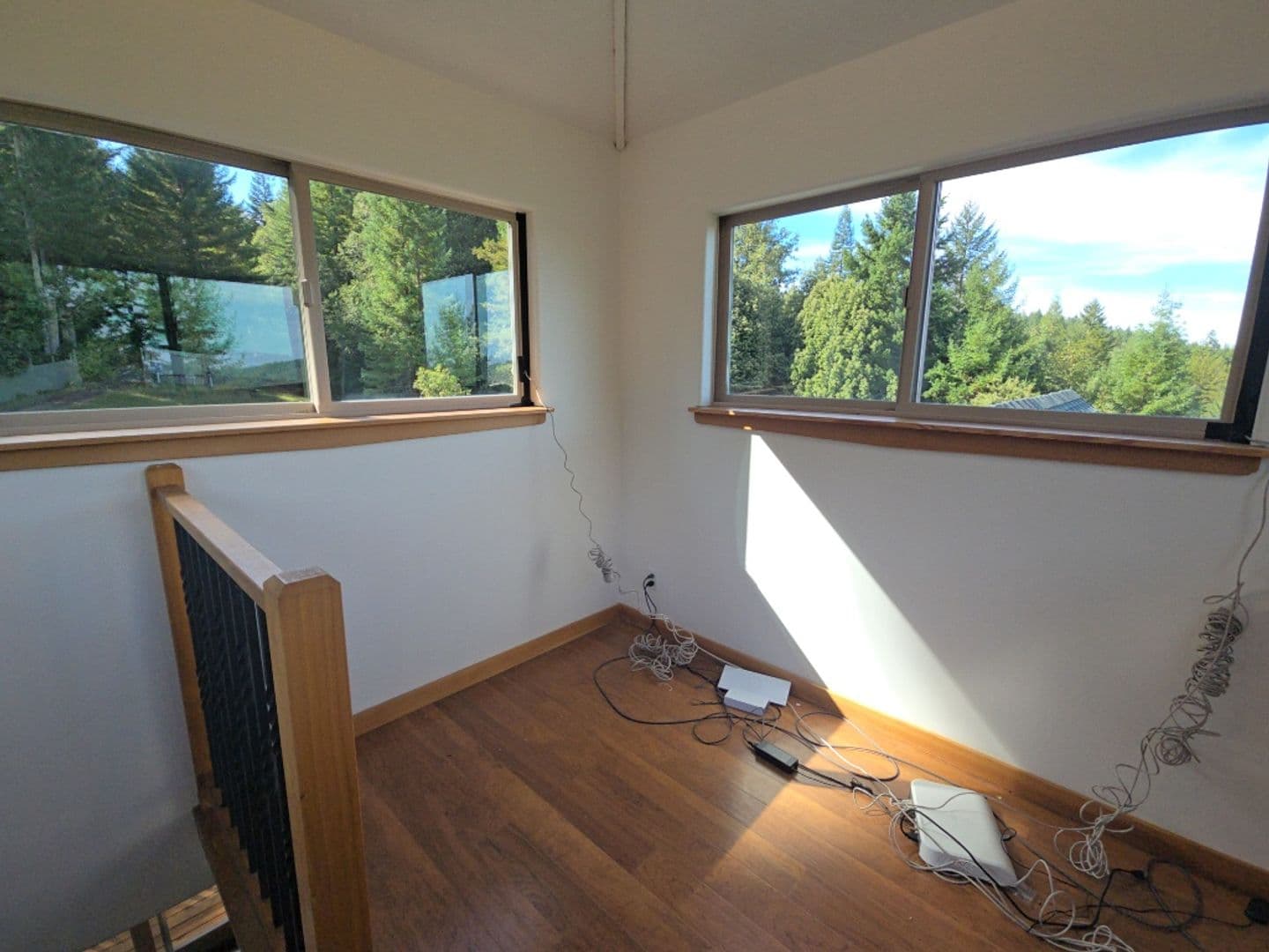 Kneeland House: 5623 Kneeland Rd. [PRM: Andrew]