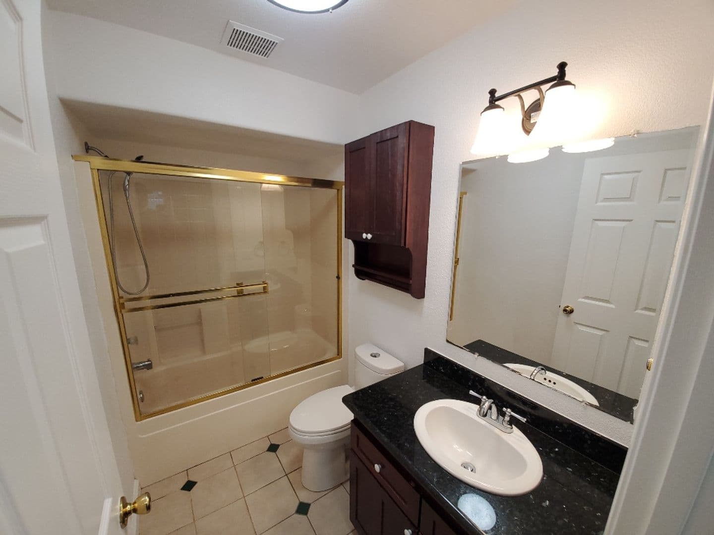 Arcata Apartment: 922 Crescent Way