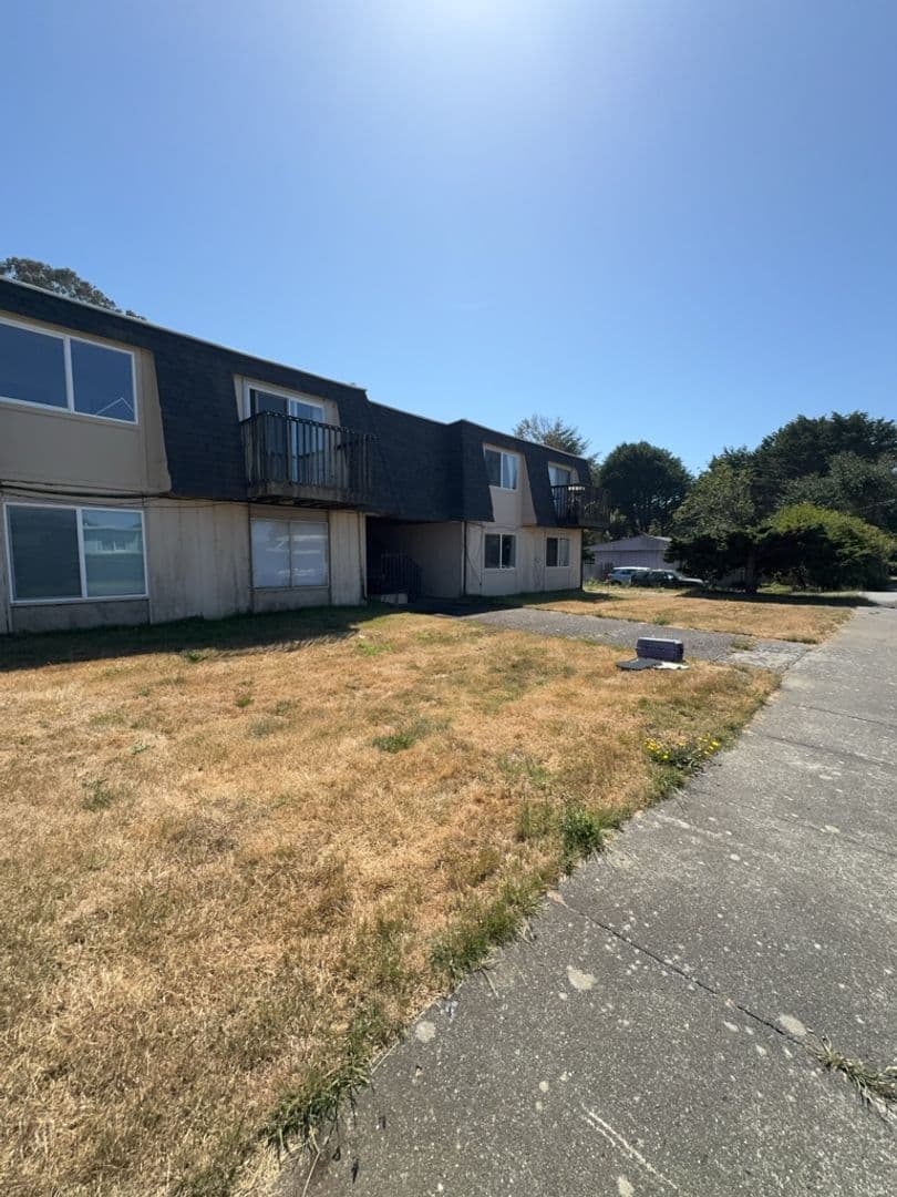 McKinleyville Apartment: 1138 - 1192 Gassaway Road