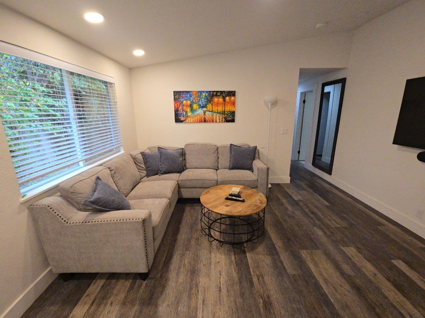 McKinleyville Apartment: 1655 - 1659 Fischer Ave.