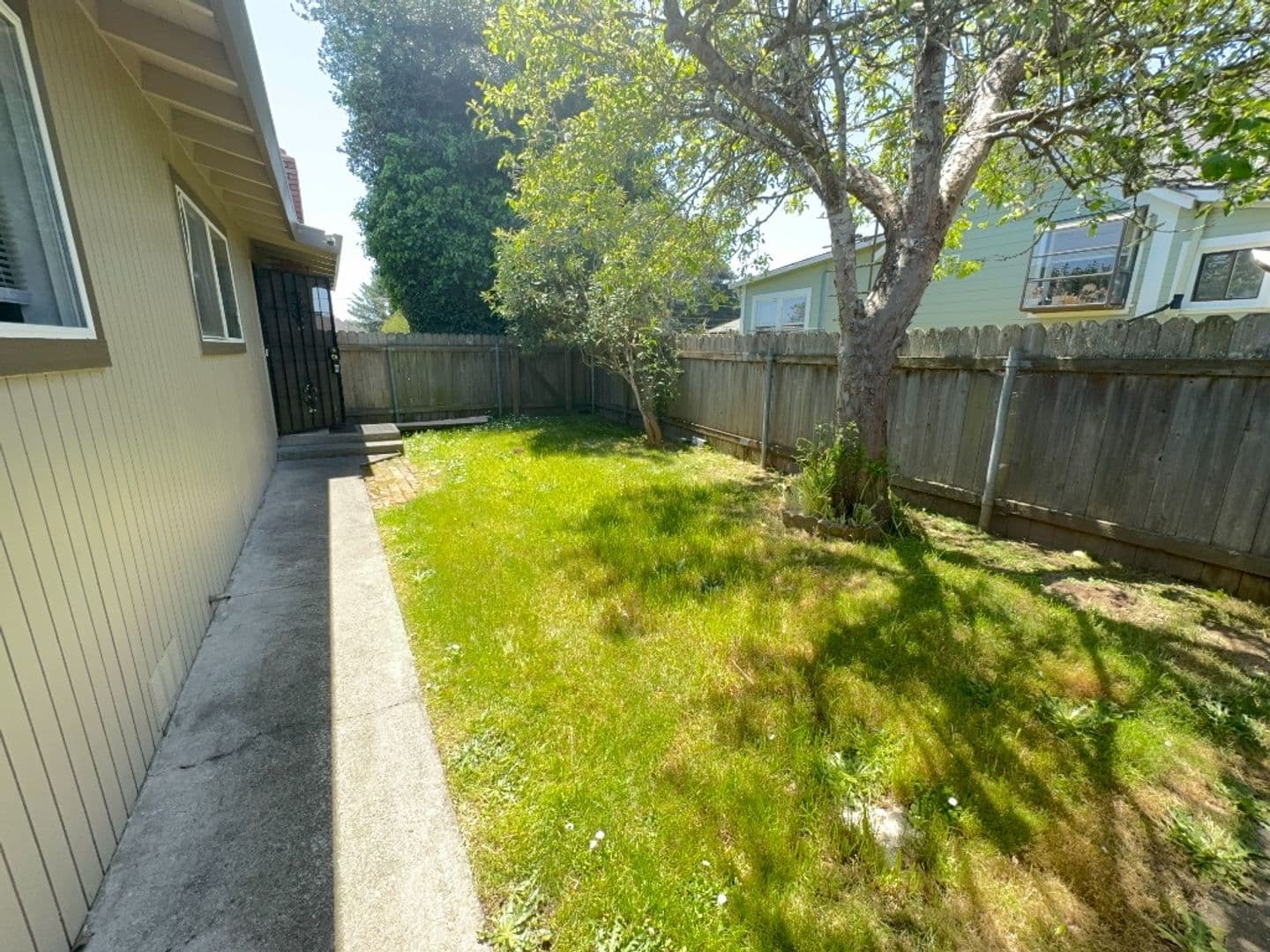 Eureka House: 1315 Myrtle Ave