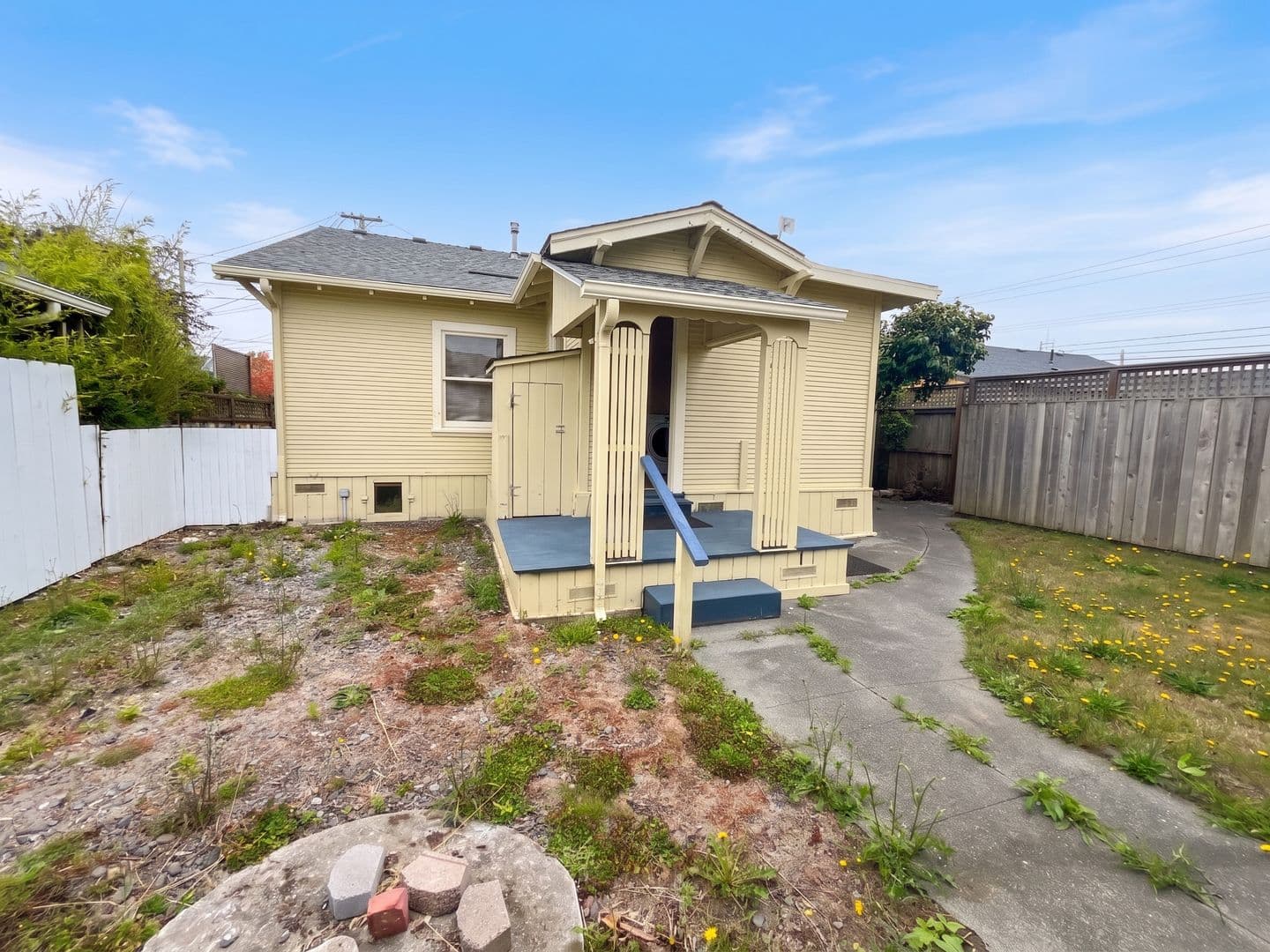 Eureka House: 2726 J Street