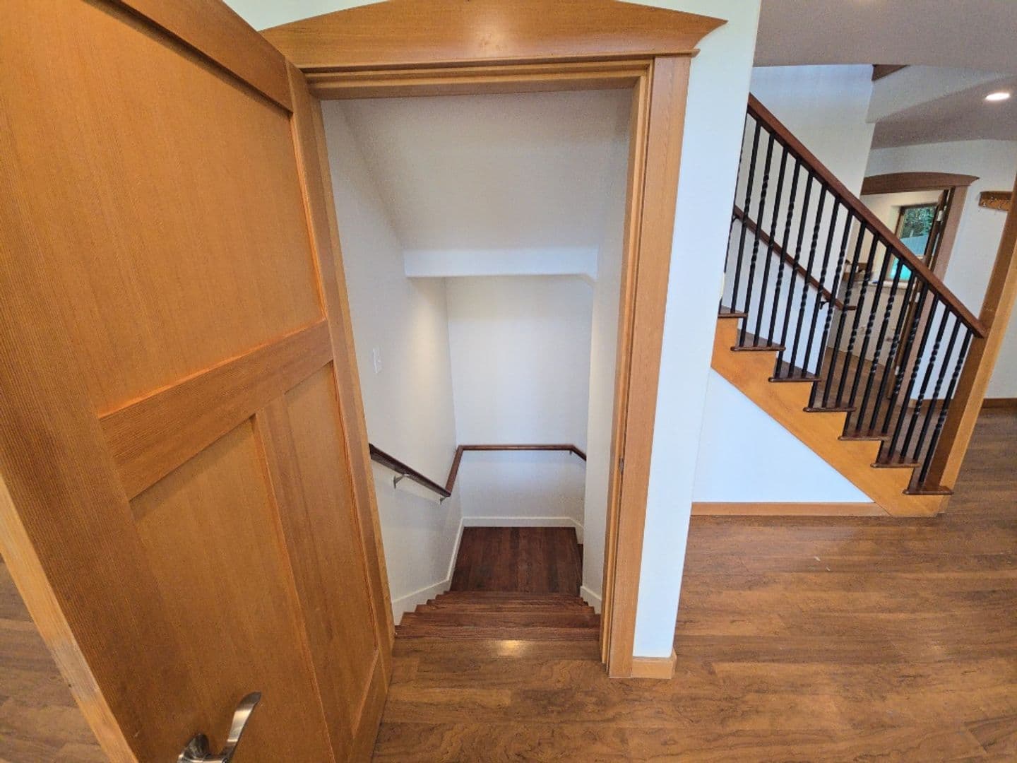 Kneeland House: 5623 Kneeland Rd. [PRM: Andrew]