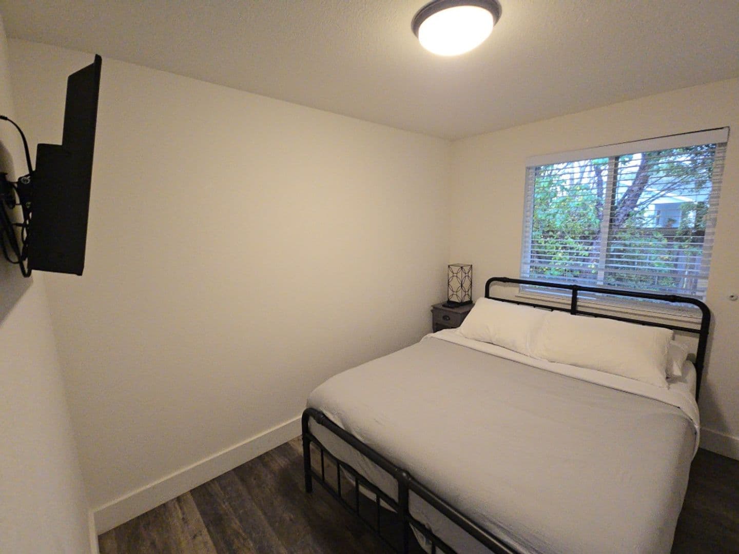 McKinleyville Apartment: 1655 - 1659 Fischer Ave.