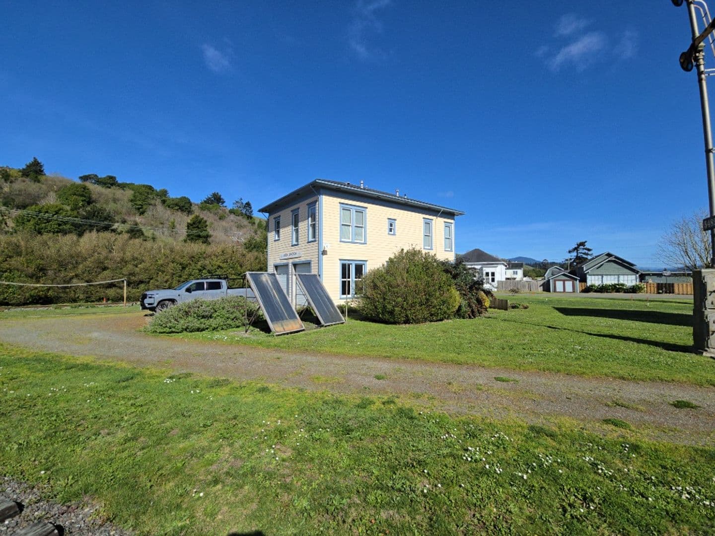 Fortuna House: 2754 Van Duzen St.