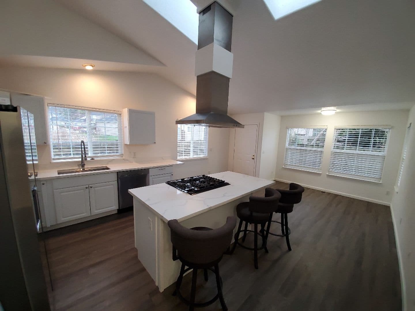 Arcata Apartment: 922 Crescent Way