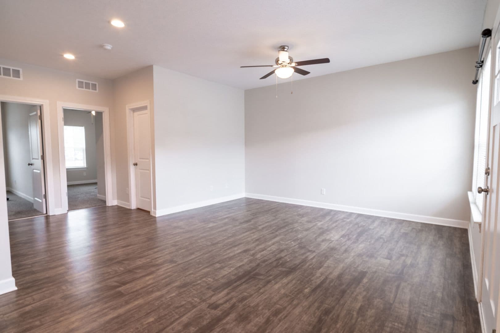 Tonganoxie Apartment: 151 Cox St.