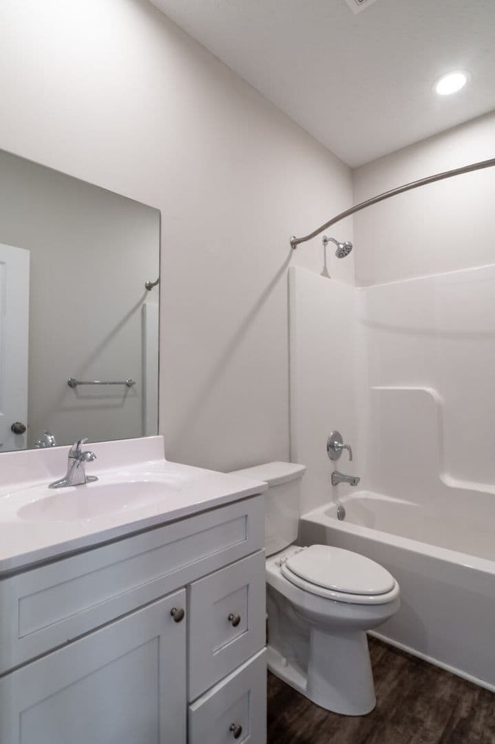 Tonganoxie Apartment: 151 Cox St.
