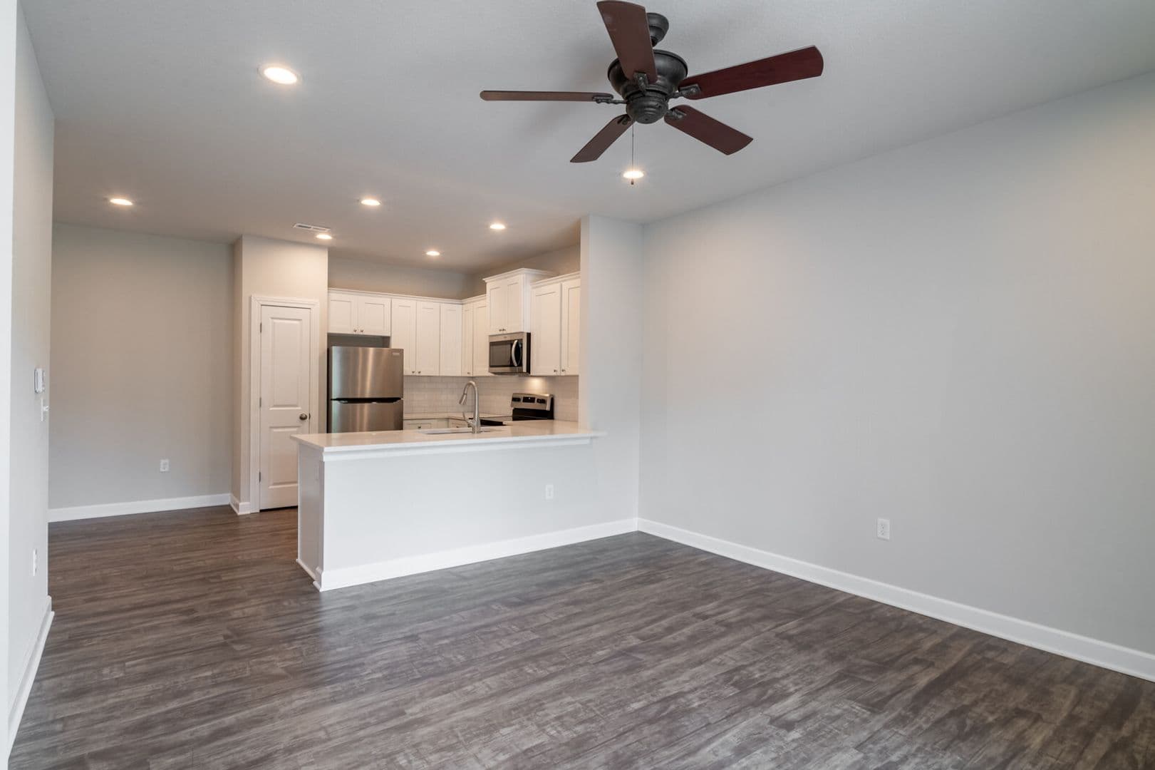 Tonganoxie Apartment: 151 Cox St.