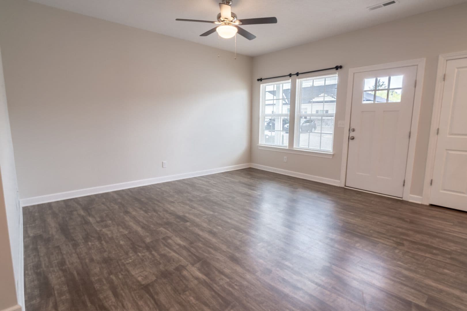 Tonganoxie Apartment: 151 Cox St.