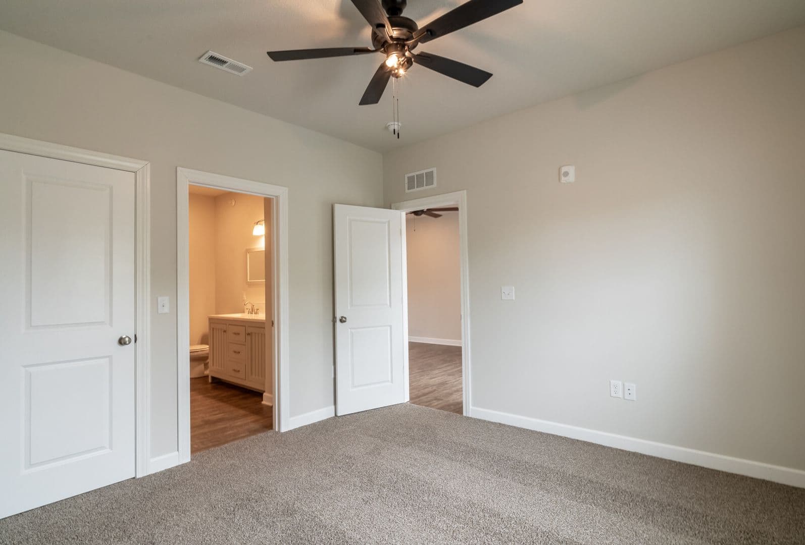 Tonganoxie Apartment: 151 Cox St.
