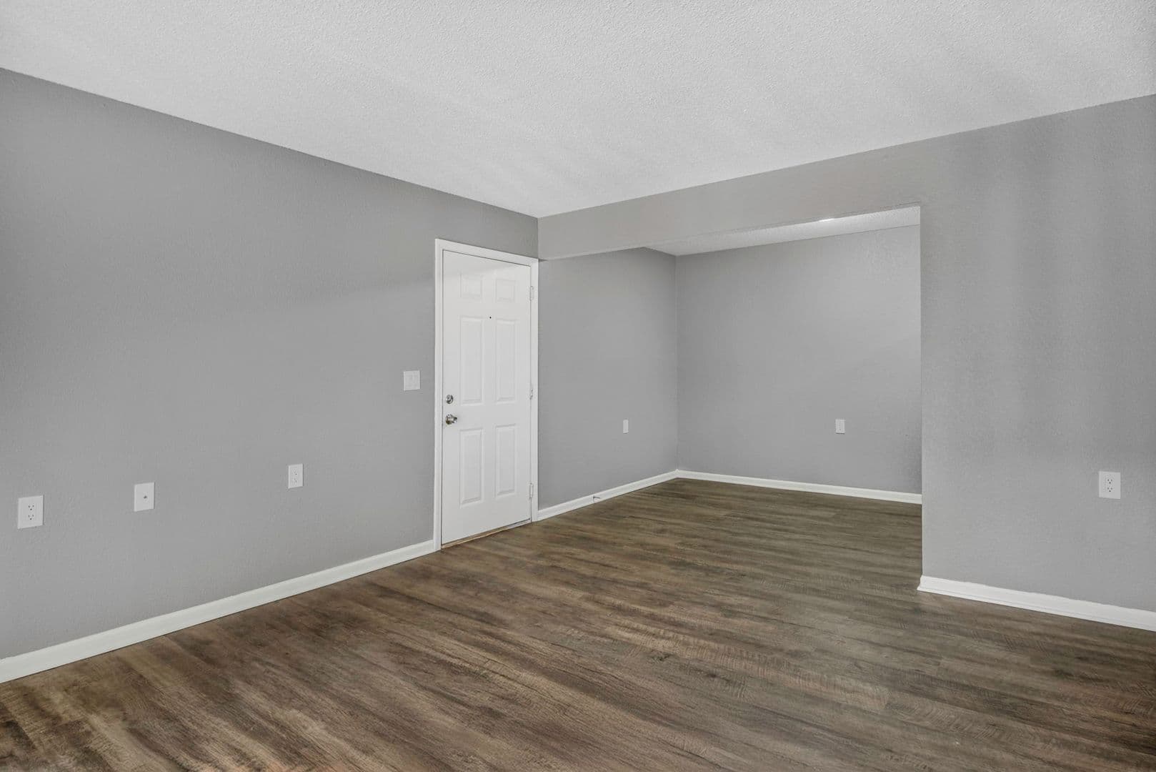 Richmond Apartment: 1105 Fairway Dr