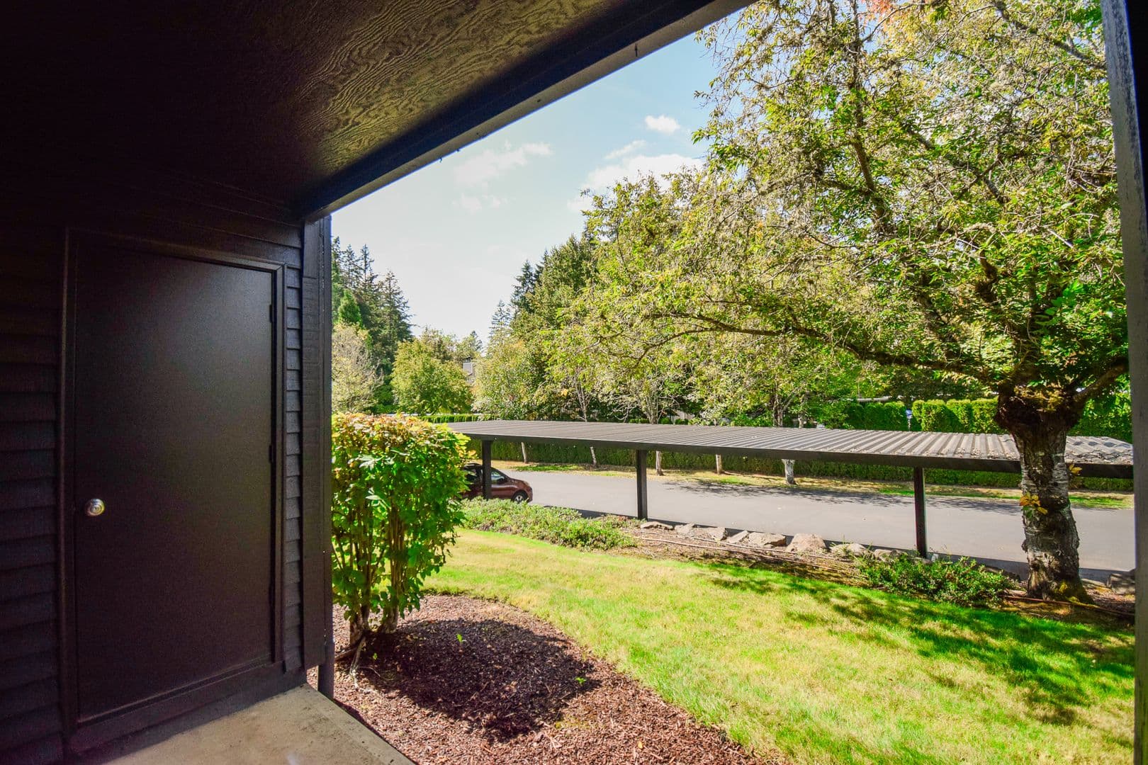 Beaverton House: 9515 SW 146th Terrace C-2