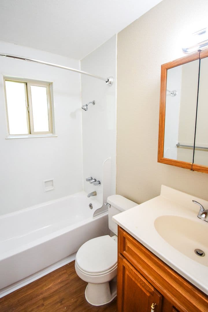 Wilsonville Apartment: 9425 SW Tauchman Street
