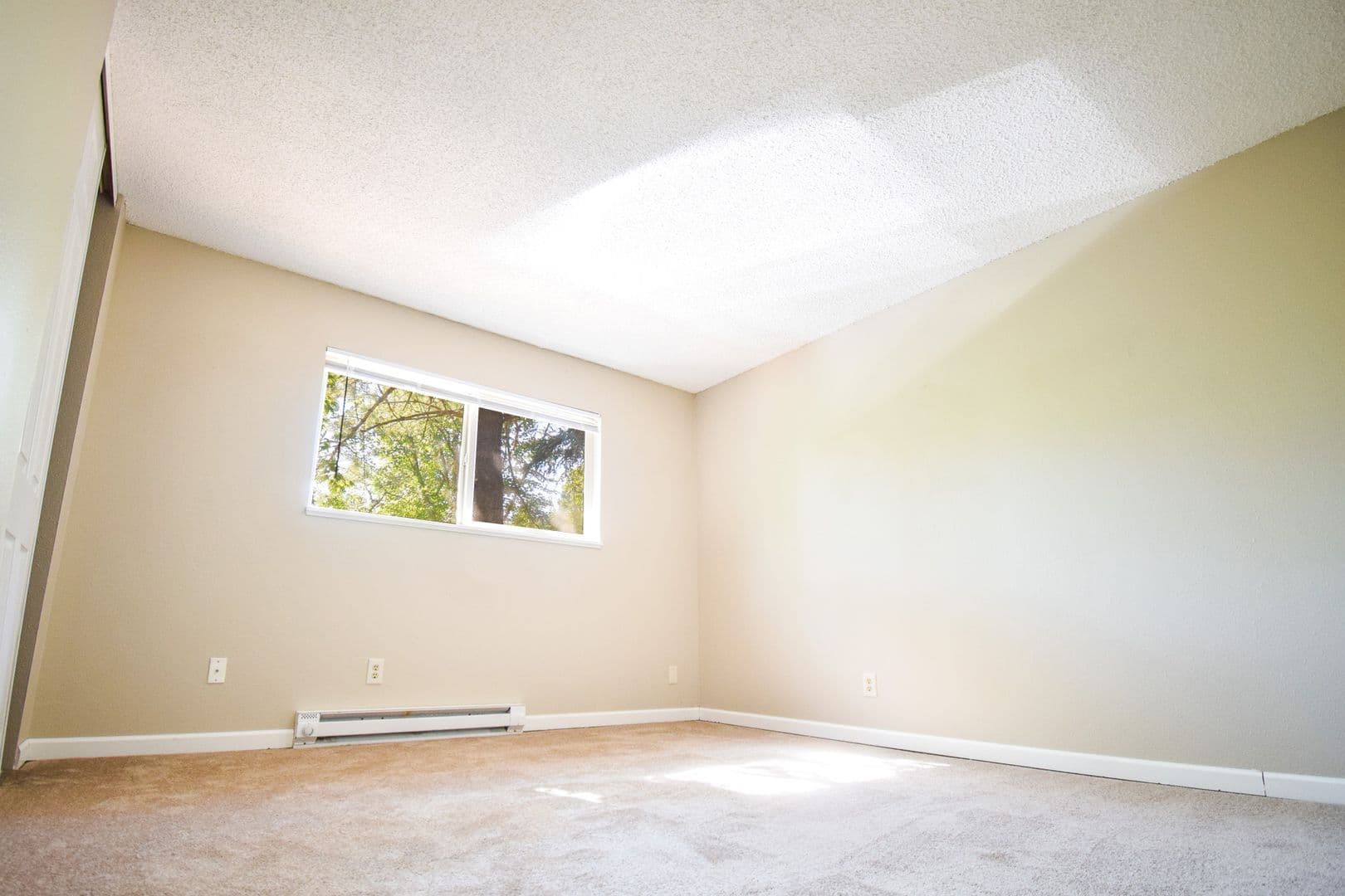 Wilsonville Apartment: 9425 SW Tauchman Street