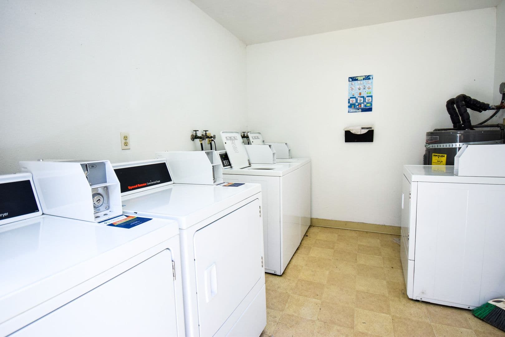 Wilsonville Apartment: 9425 SW Tauchman Street