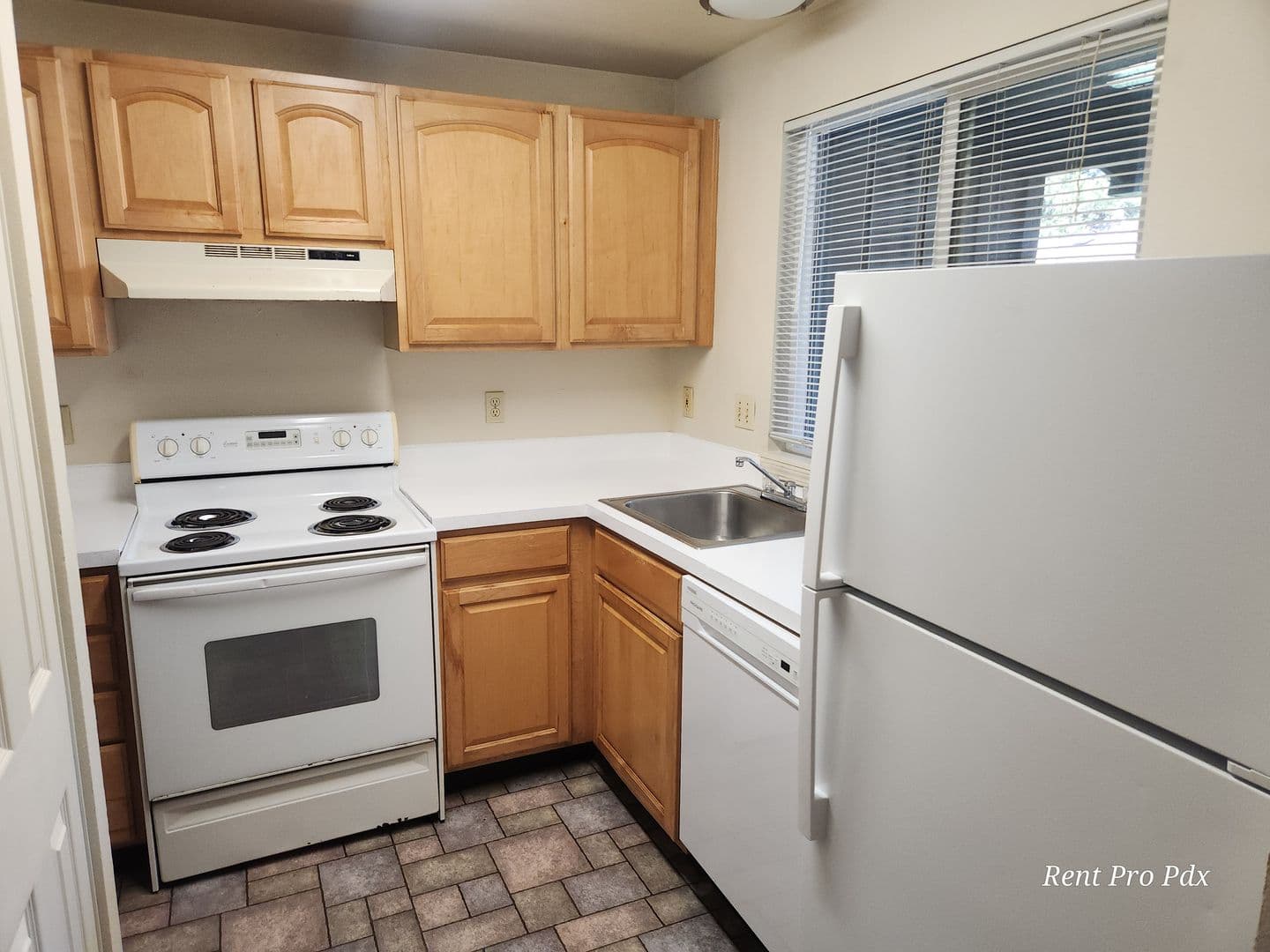 Portland Apartment: 19055 NW Rock Creek Blvd