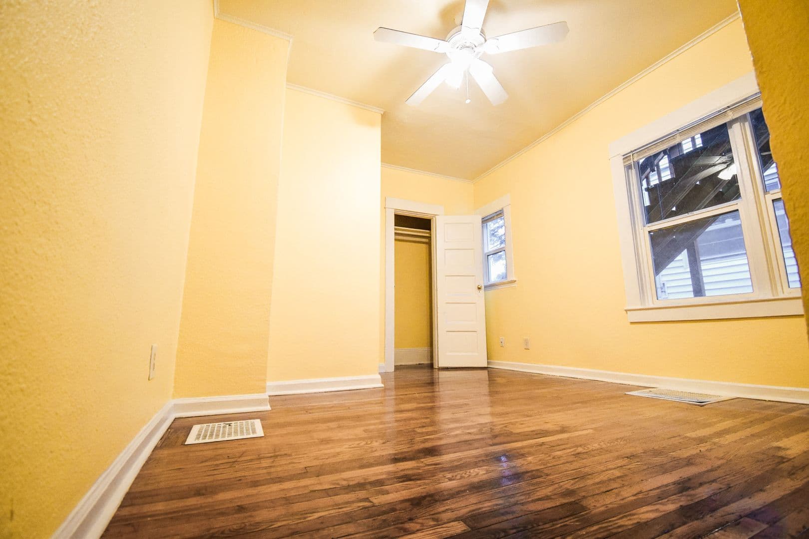 Portland Apartment: 1724 NE Killingsworth St.