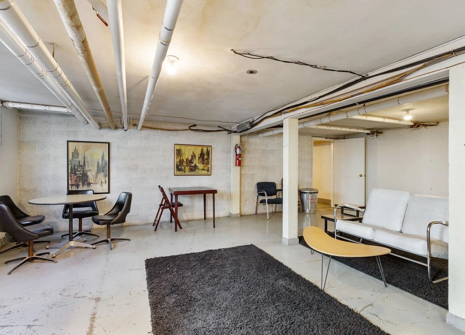 Portland Condo: 908 SW Gaines St. Unit 14