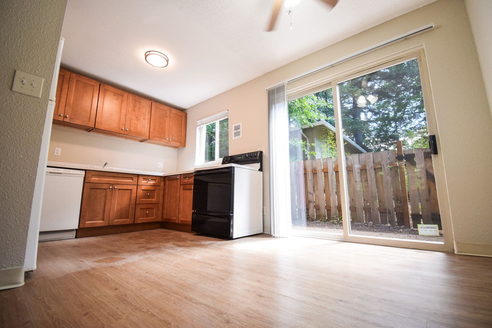 Wilsonville Apartment: 9425 SW Tauchman Street