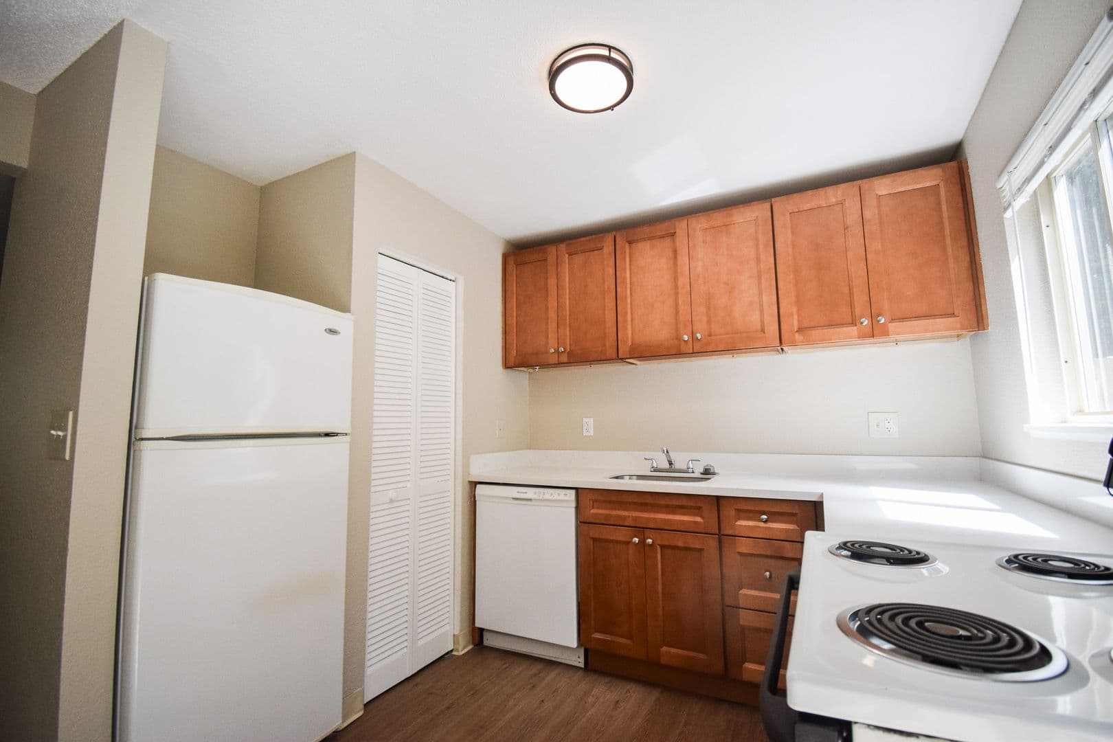 Wilsonville Apartment: 9425 SW Tauchman Street