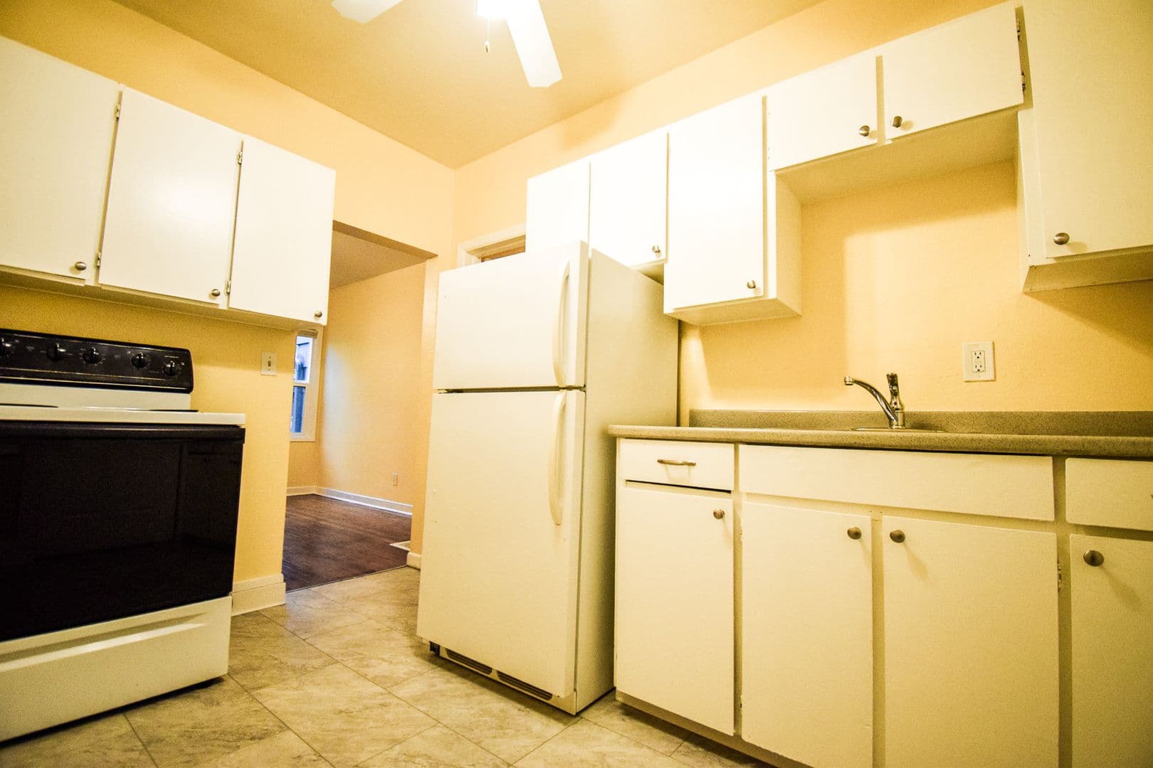 Portland Apartment: 1724 NE Killingsworth St.