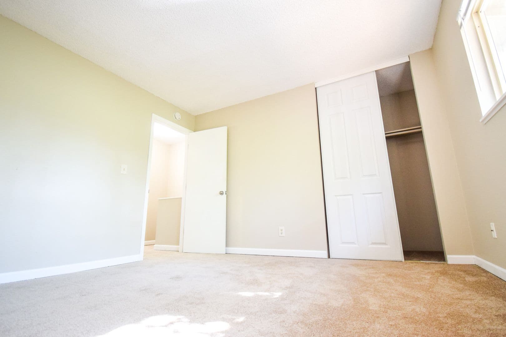 Wilsonville Apartment: 9425 SW Tauchman Street