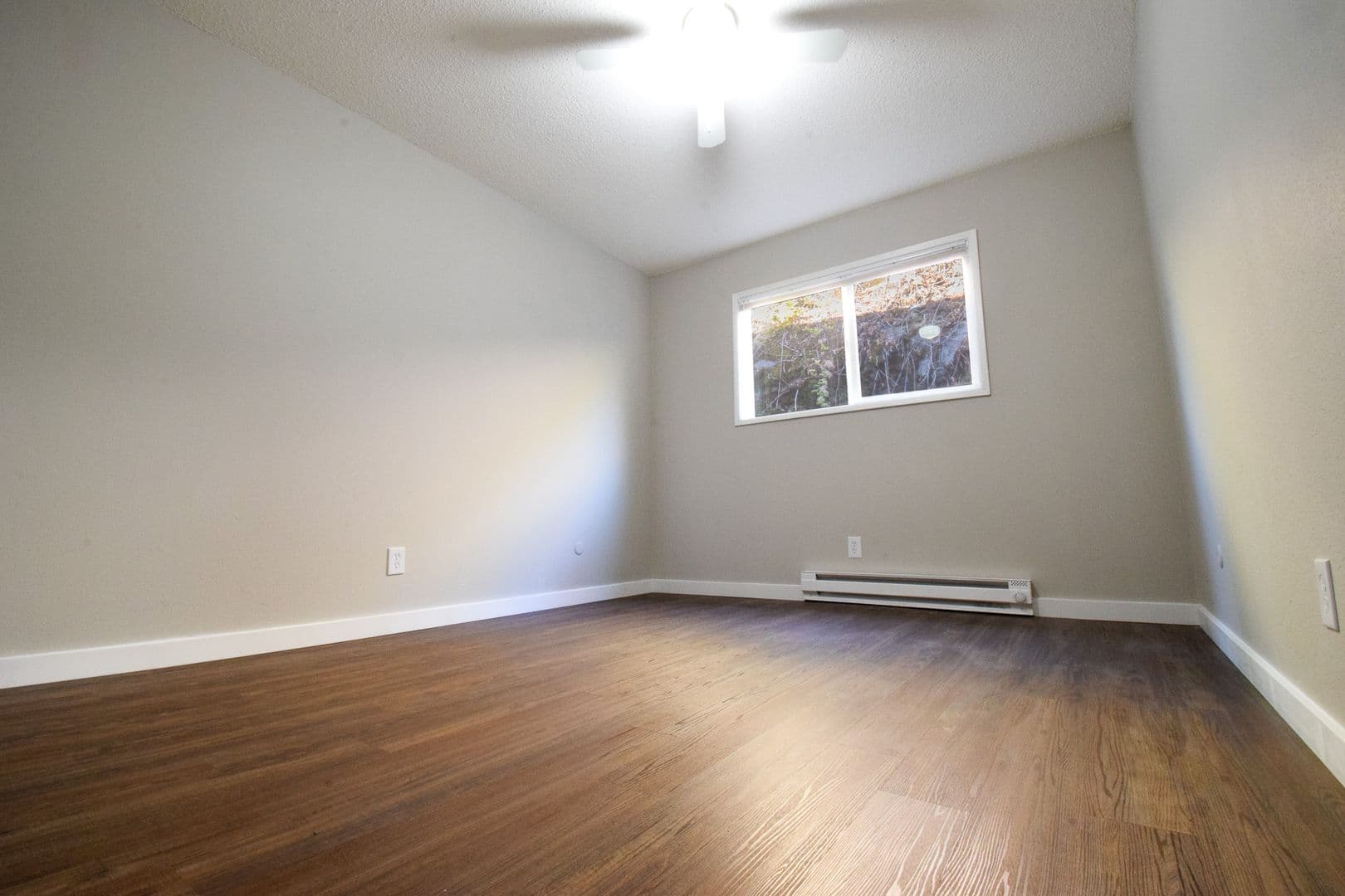 Portland Apartment: 3560 SW Vista Drive