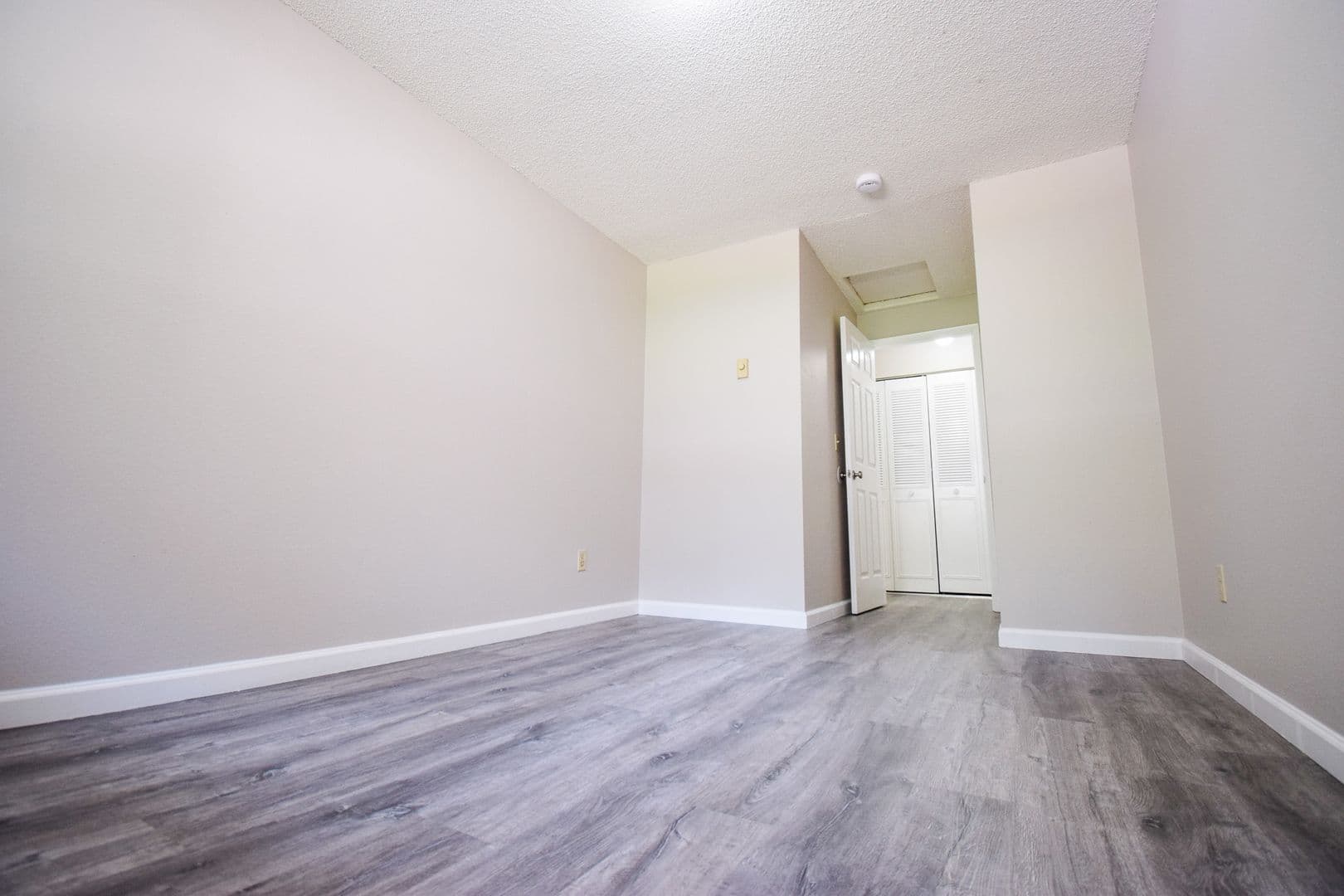 Portland Apartment: 3930 SW Plum St. 1-3 & 3940 SW Plum St.  1-8