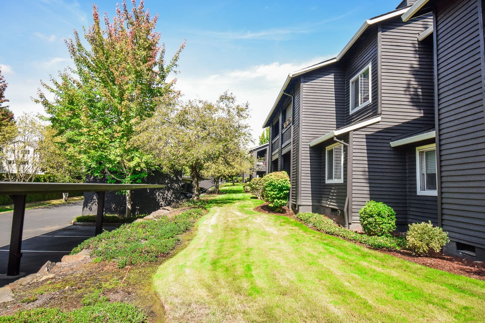 Beaverton House: 9515 SW 146th Terrace C-2