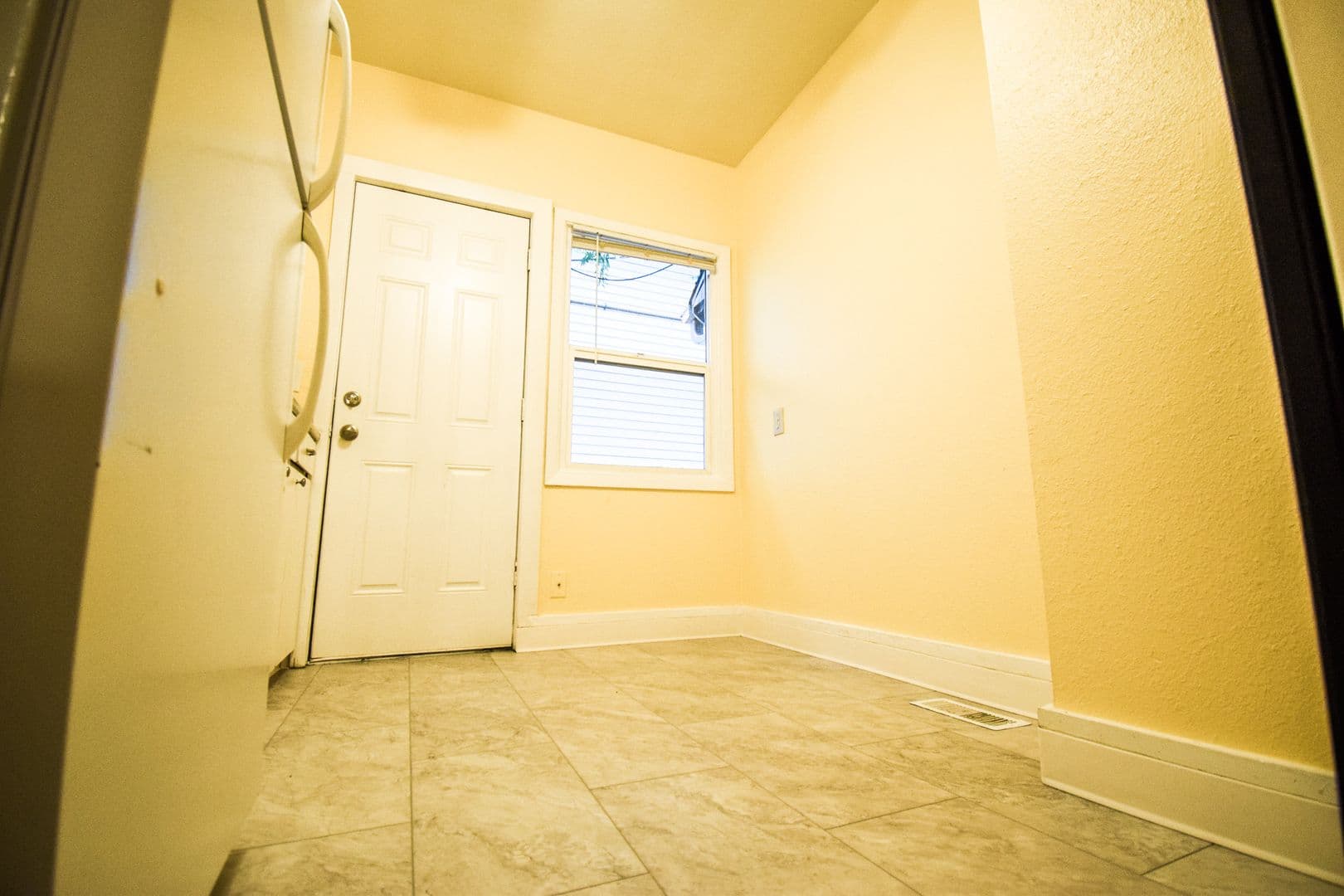 Portland Apartment: 1724 NE Killingsworth St.