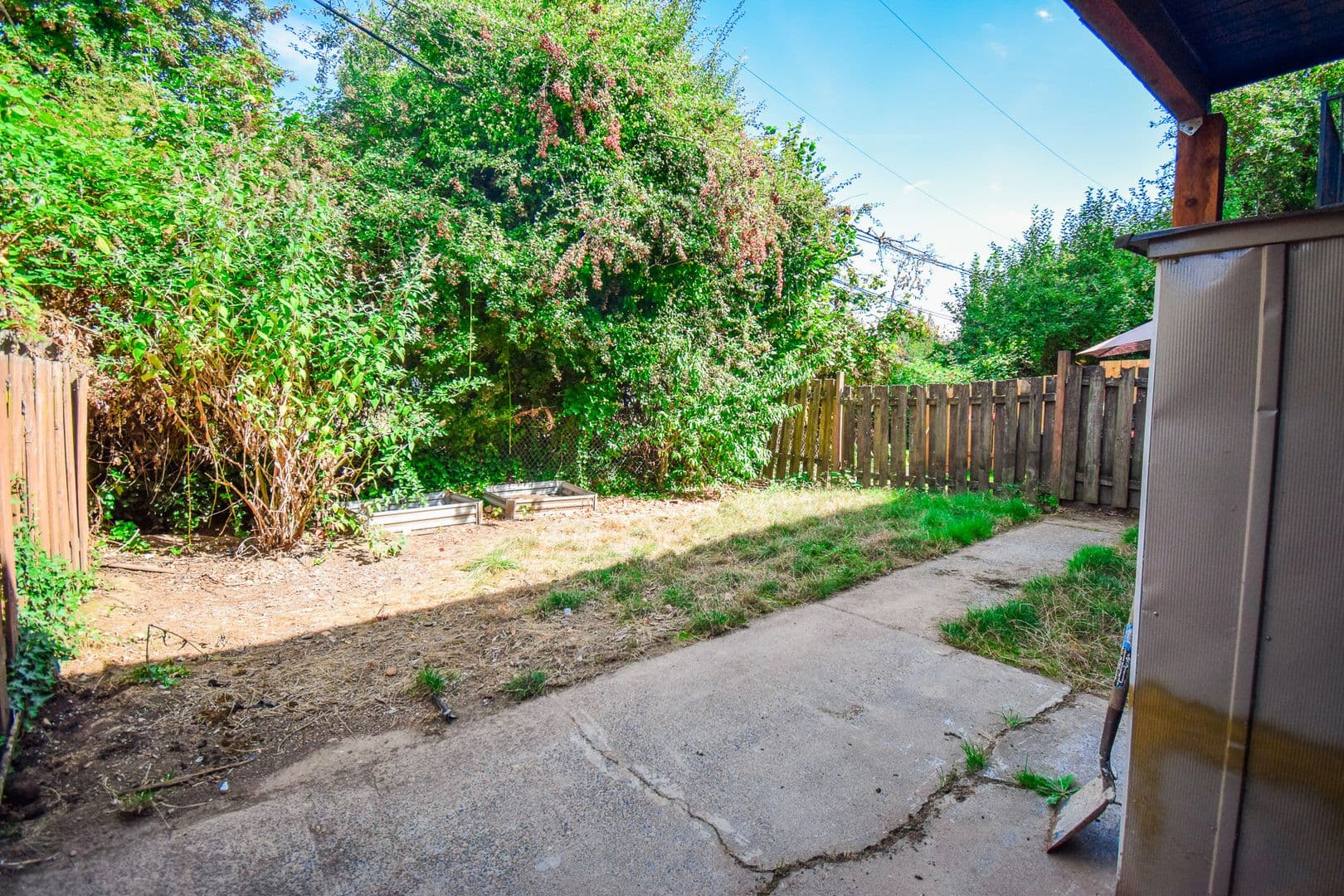 Portland Apartment: 6730 & 6740 SW Canyon Road