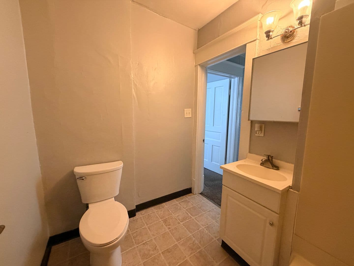 Moline House: 1227 4th Street